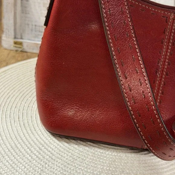 Vintage Fossil Red Leather Shoulderbag Small Under Arm Stitching